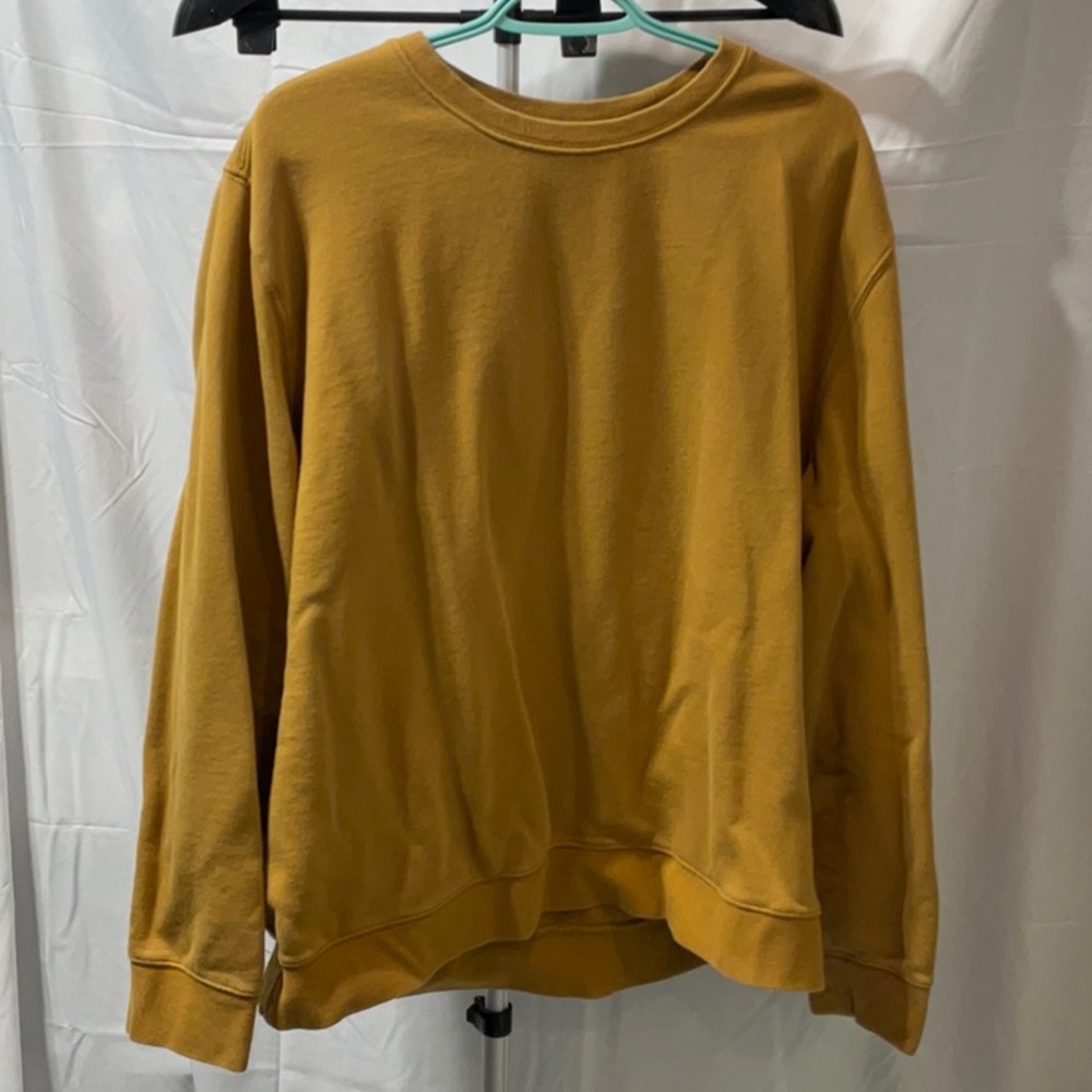 Denver Hayes Gold Sweatshirt